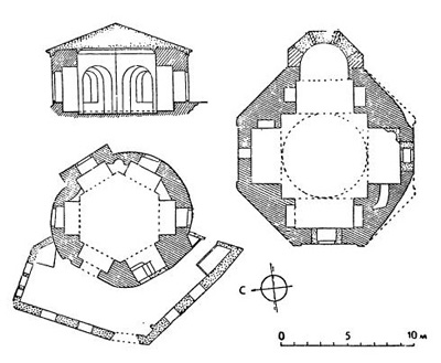 Константинополь. Мечети Балабан-Ага, X— XI вв. (разрез и план) и Санджакдар, XIII—XIV вв. (план)