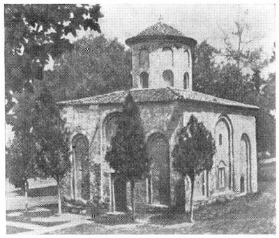 Земен. Церковь Богослова. Общий вид с юго-запада