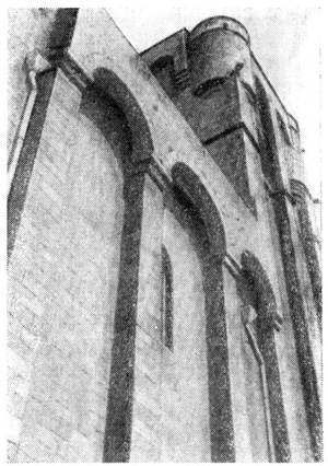 Агд. Собор. XI—XII вв. Машикули Агд. Собор. XI—XII вв. Машикули