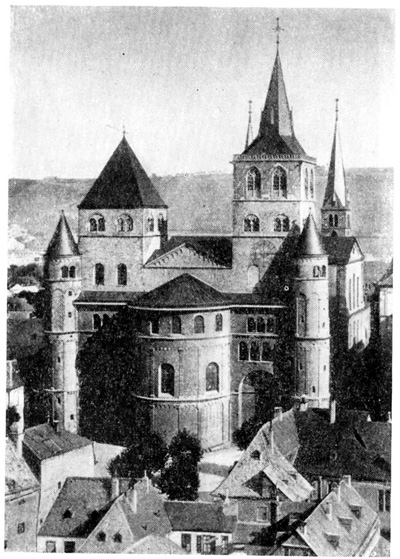 Трир. Собор, 1-я четверть XI в. Трир. Собор, 1-я четверть XI в.