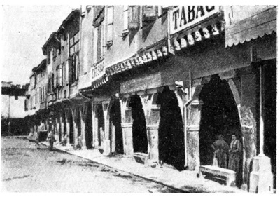 Портики в средневековых городах: Мирпуа