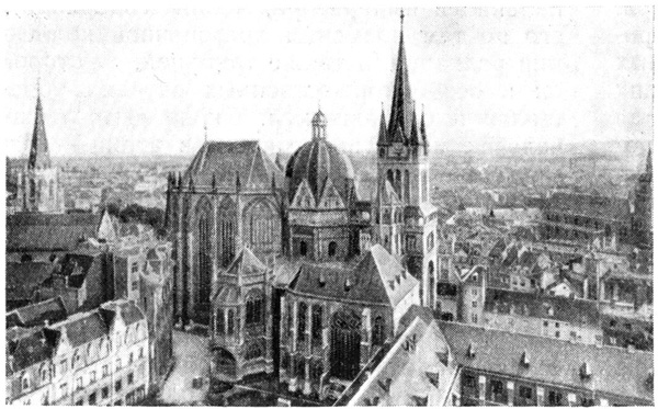 Ахен. Дворцовая капелла, освящена в 805 г.